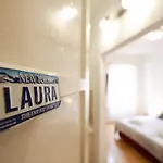 Laura In Heart Of Zára